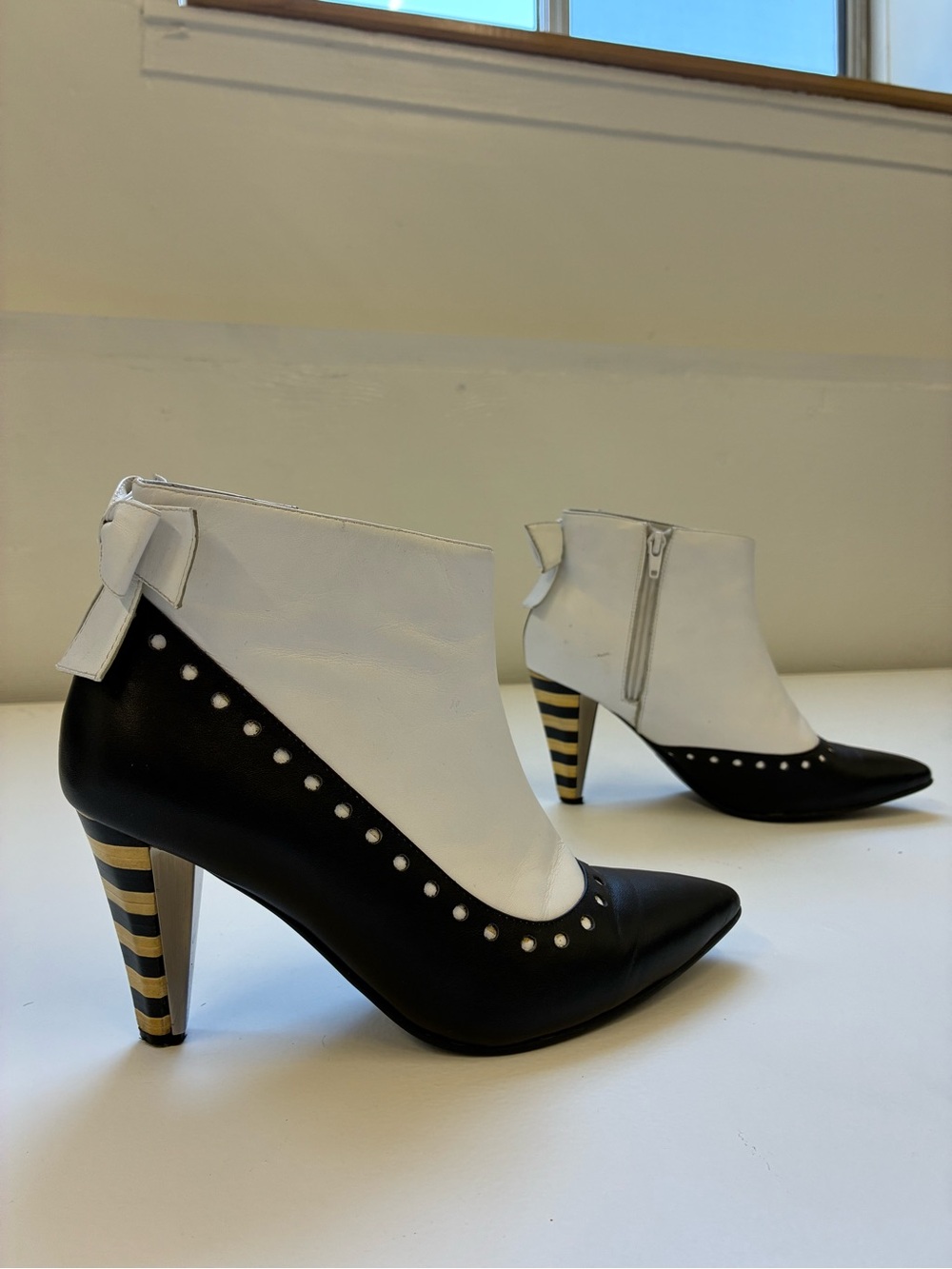 Lola Ramona Angie Black White Two-Tone Bow Ankle Boots